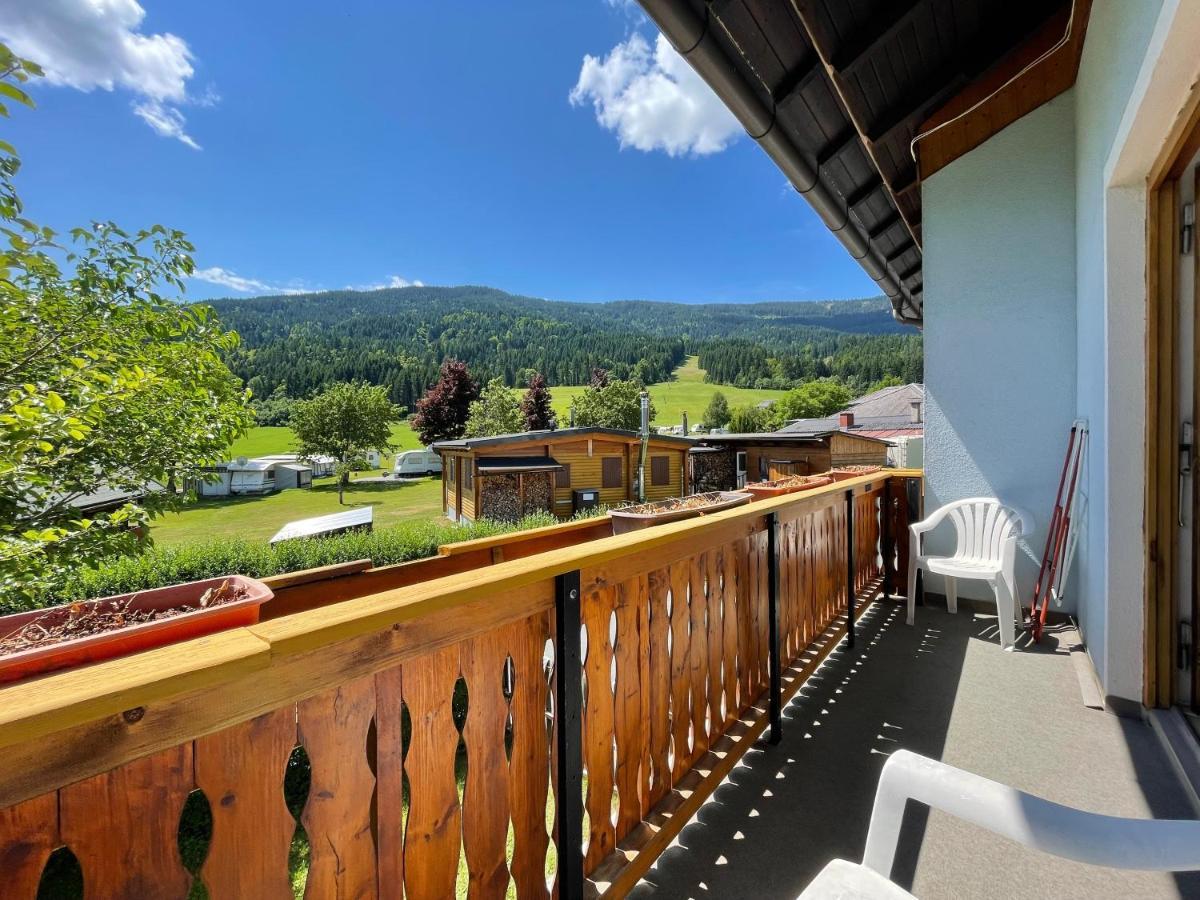 Haus Schwarzenbach Daire Weissbriach Dış mekan fotoğraf